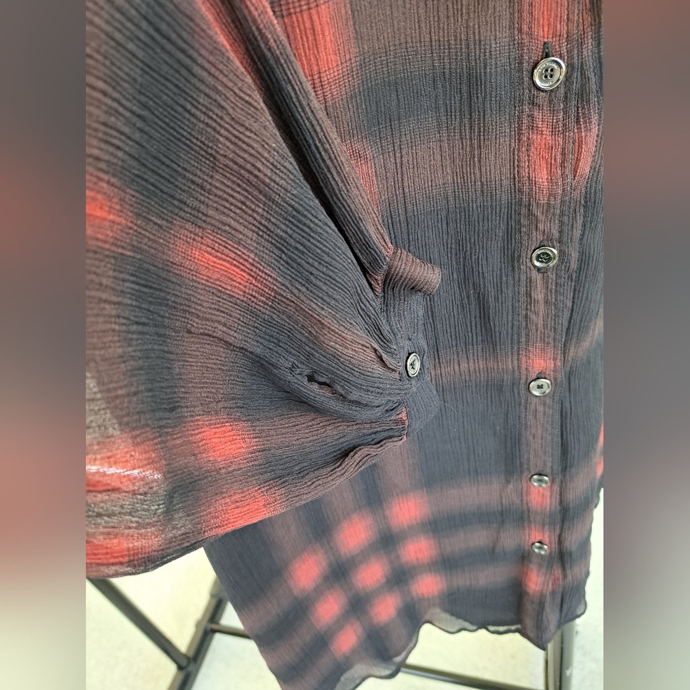 Burberry Black and Red Women's Blouse - Picture 6 of 9